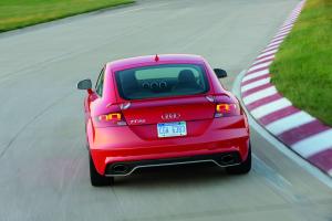 Audi TT RS Coupe 2011 года  (NA)